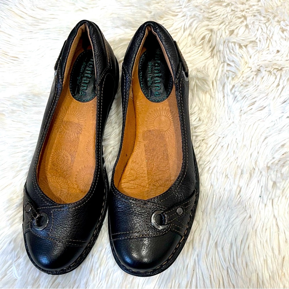Montana Artisan crafted‎  leather flats size 7